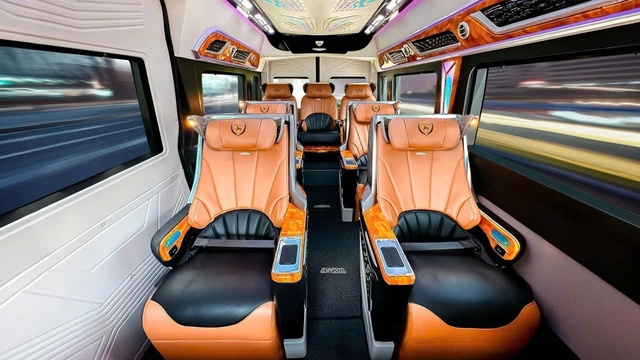 Thuê Xe Limousine Tại TpHCM